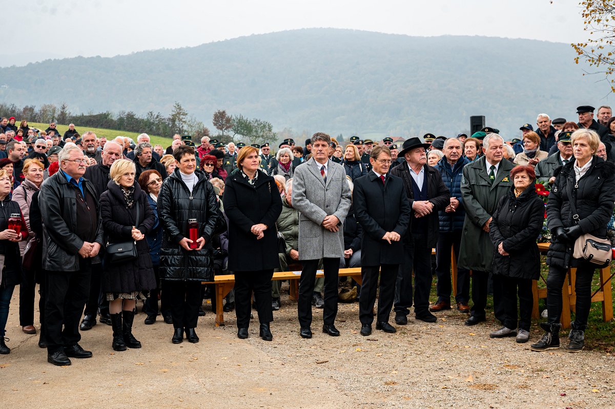 2024_11_07 Spominska svečanost ob 80. obletnici tragične nesreče Franca Rozmana - Staneta_Foto_Uroš Novina_011.jpg