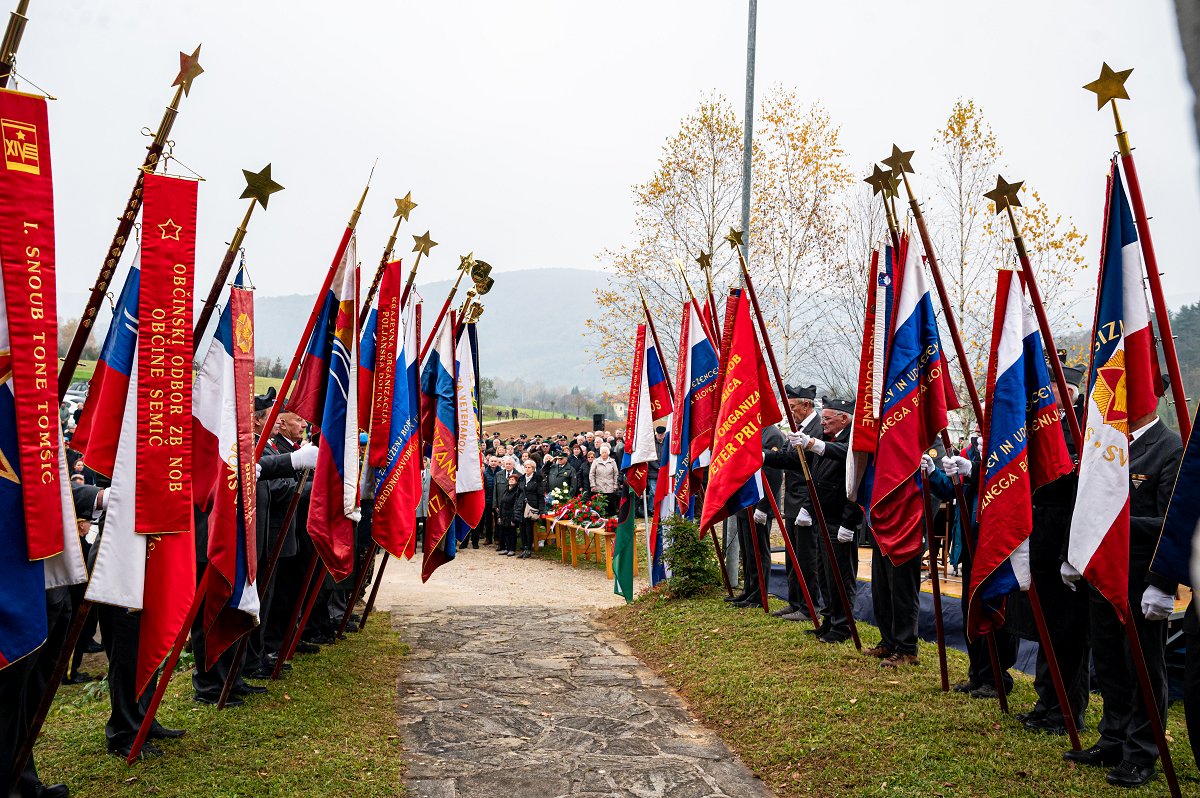 2024_11_07 Spominska svečanost ob 80. obletnici tragične nesreče Franca Rozmana - Staneta_Foto_Uroš Novina_009.jpg