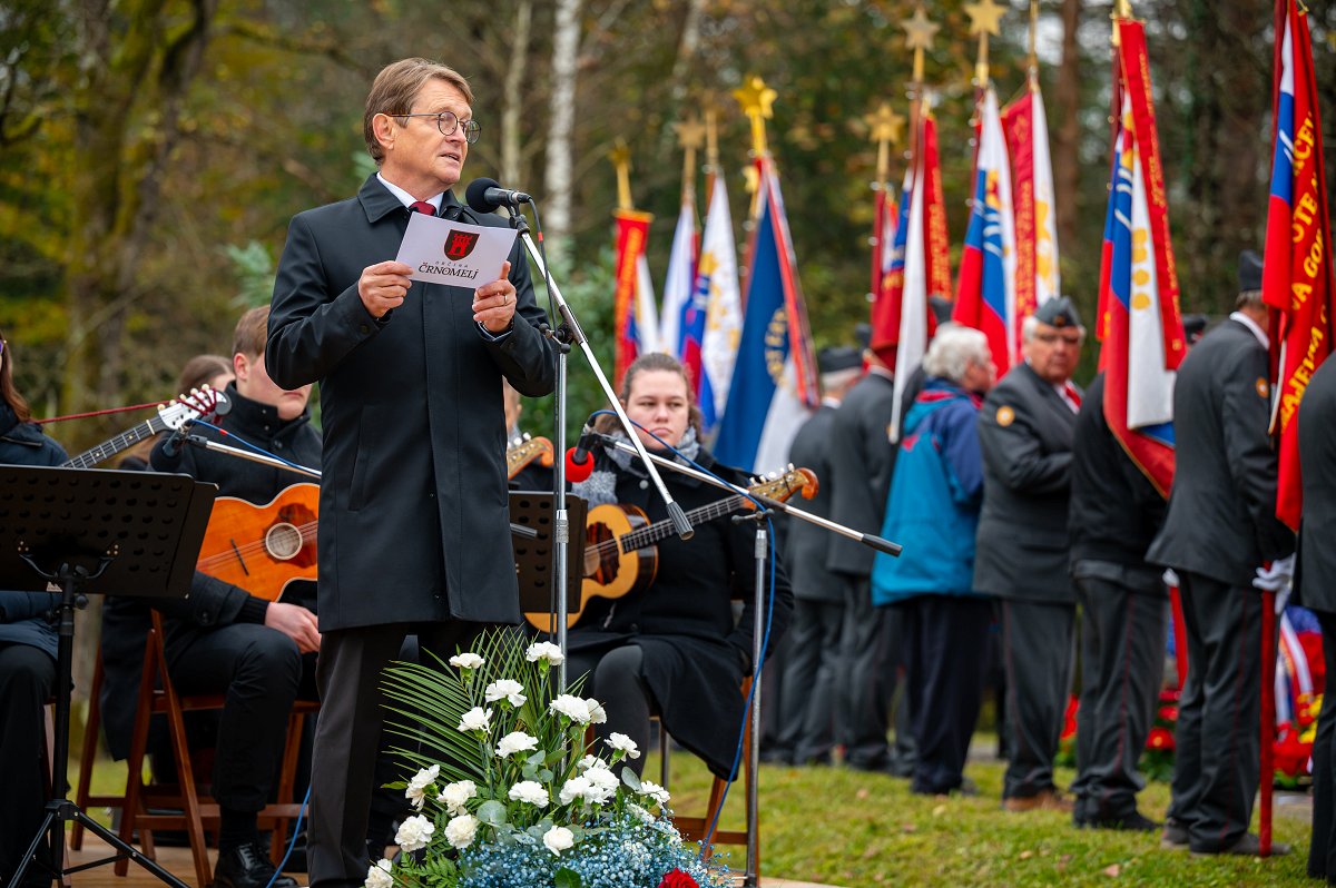 2024_11_07 Spominska svečanost ob 80. obletnici tragične nesreče Franca Rozmana - Staneta_Foto_Uroš Novina_054.jpg