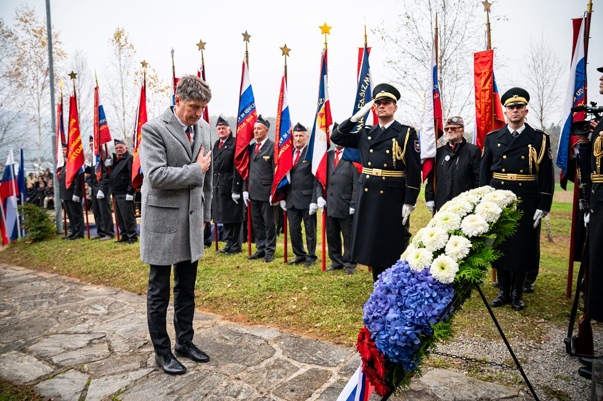 2024_11_07 Spominska svečanost ob 80. obletnici tragične nesreče Franca Rozmana - Staneta_Foto_Uroš Novina_015.jpg