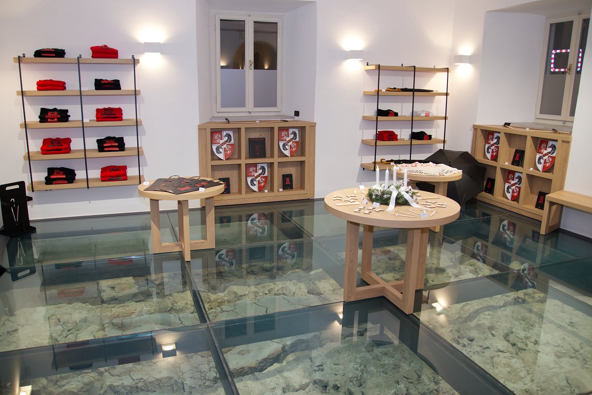 Otvoritev Grad Črnomelj_2.12 (17).jpg