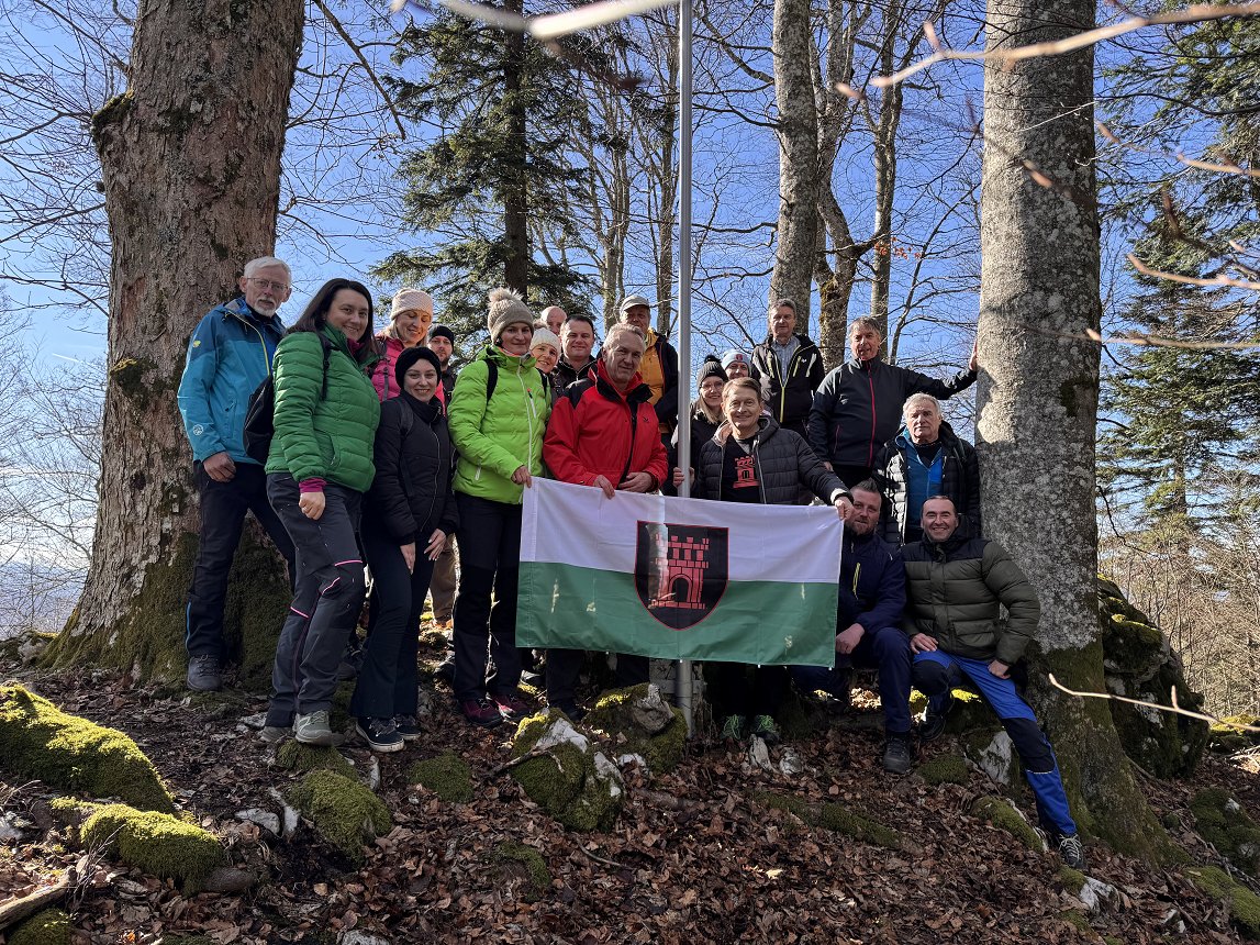 Obeležitev najvišjega vrha občine Črnomelj (34).jpg