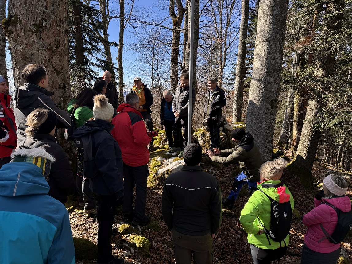 Obeležitev najvišjega vrha občine Črnomelj (10).jpg